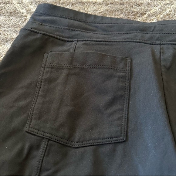 Athleta Metro Skort Black 15” Built In Shorts - Picture 7 of 10